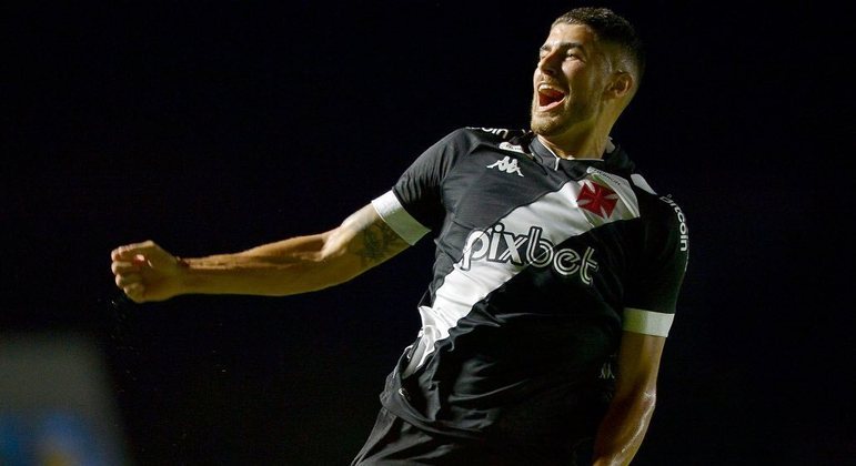 Pedro RaulAos 26 anos, o atacante vive uma de suas melhores fases no futebol com o Vasco. Em 13 jogos de 2023, ele marcou sete gols e foi 