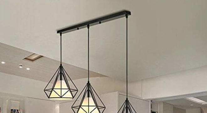 Conjunto de pendente trio em formato de diamante na cor preta