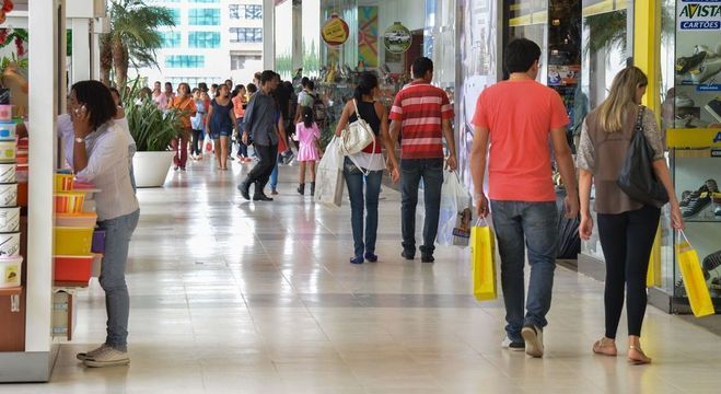 Inadimplência atingiu 24,9% em outubro deste ano, acima dos 24,5% de setembro