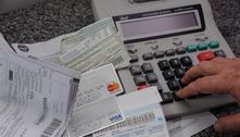 Juros do cartão de crédito voltam a subir em julho, indica Banco Central
