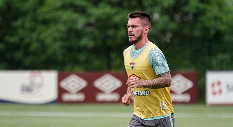 Contratado com status de titular por empréstimo pelo Fluminense junto ao Atlético-MG, Nathan praticamente não atuou sob o comando de Abel Braga. Com Fernando Diniz chegou a ser titular e ter sequência, mas longe de ser unanimidade e atualmente vem sendo preterido por outras peças