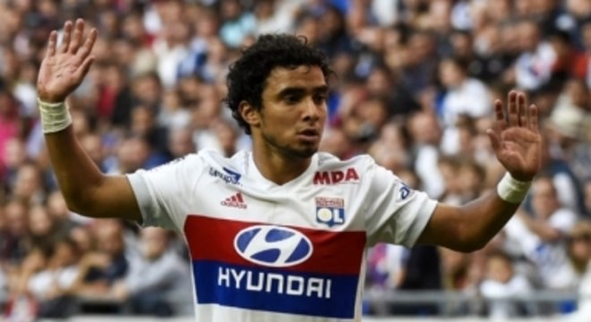 Rafael (Lateral) - Lyon
Contrato até 30/06/2019
(Foto: JEAN-PHILIPPE KSIAZEK / AFP)