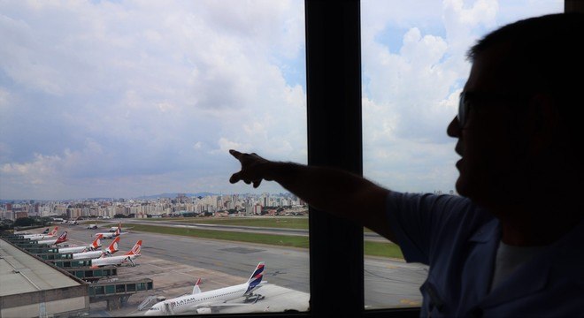Oficial da FAB aponta formação de nuvens próximo ao aeroporto de Congonhas