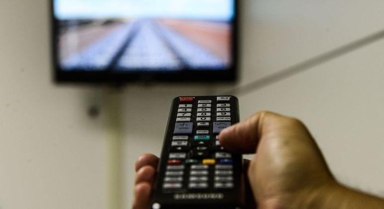 TV é o segundo meio de acesso à internet no Brasil, diz pesquisa - Notícias  - R7 Tecnologia e Ciência