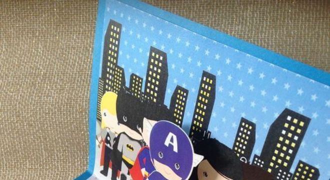 Convite de aniversário infantil de super heróis