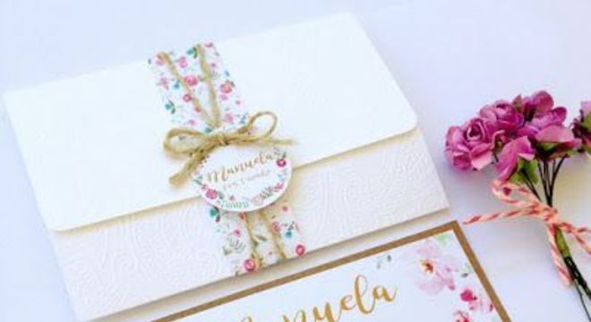Convite de aniversário infantil floral