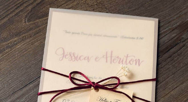 Convite de casamento simples estilo vitoriano