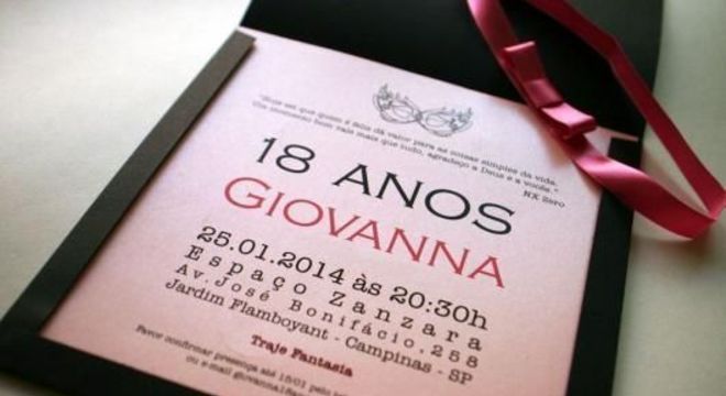 Convite festa à fantasia