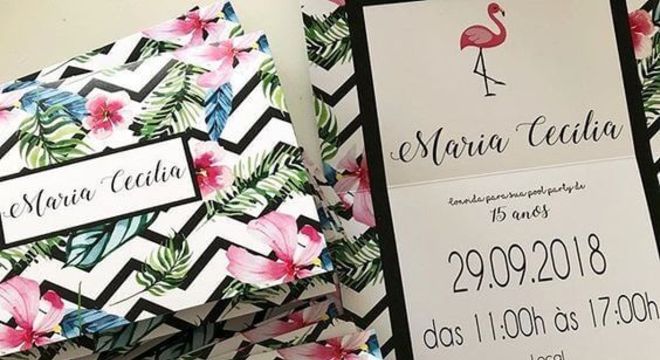 Convite floral para aniversário tropical