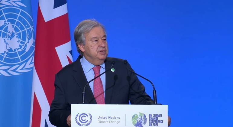 O secretário-geral das Nações Unidas, o português António Guterres, discursa durante a COP26