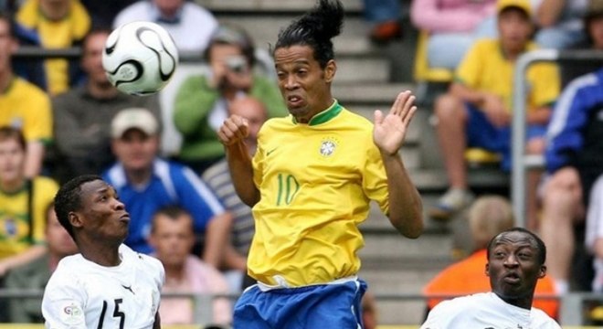 Brasil faz amistoso contra Gana, relembre o confronto da Copa de 2006 / X