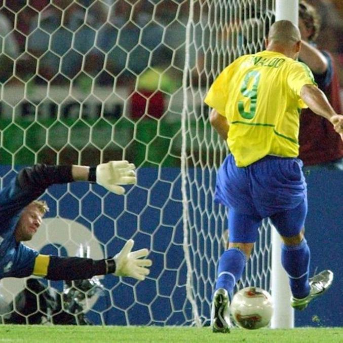Felipo no queria que Ronaldo Fenmeno disputasse o rebote com o goleiro