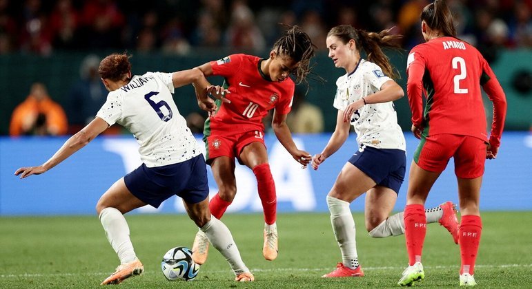 No segundo tempo, os EUA conseguiram melhorar na partida, mas ainda assim não foi o suficiente para conseguir um gol. Do outro lado, Portugal começou a demonstrar o cansaço pela intensa primeira etapa, e também não conseguiu balançar as redes. O resultado final de 0 a 0 beneficiou as americanas, que passaram para as oitavas em segundo lugar no Grupo E.