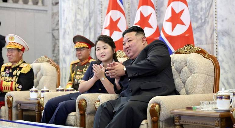 O líder norte-coreanonão costuma viajar para o exterior e não sai do país desde o início da pandemiade Covid-19 