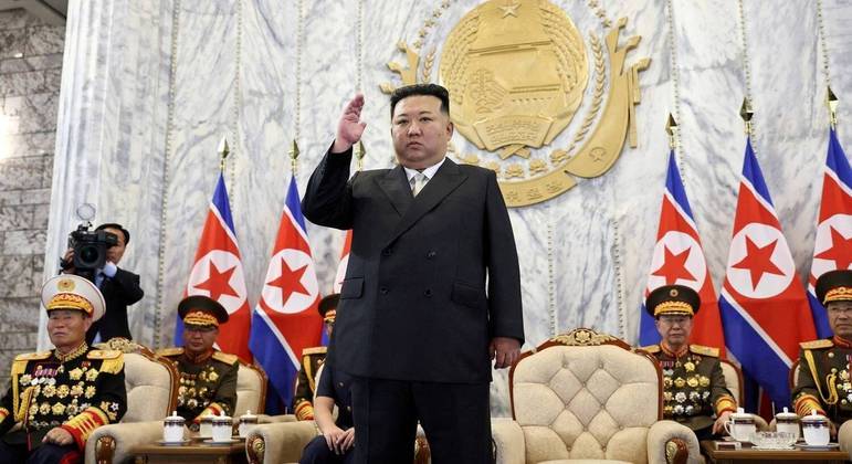 Ambas as partesanunciaram a intenção de continuar 'intensificando a coordenação e acooperação' entre os dois países, informou também a agência oficial denotícias norte-coreana KCNA