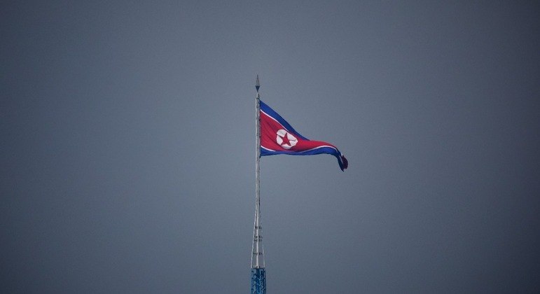 Míssil disparado pela Coreia do Norte foi em direção ao Mar do Japão
