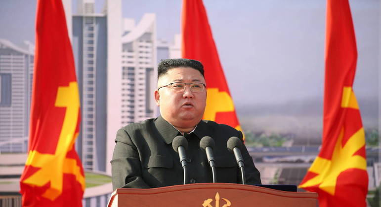 Ditador da Coreia do Norte proíbe manifestações de felicidade no país
