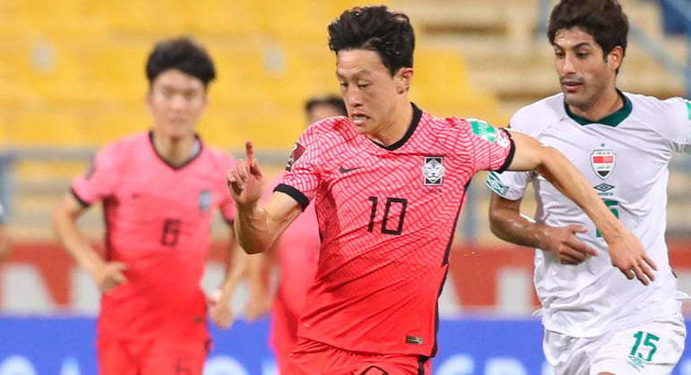 Coreia do Sul: Je Sung Lee - Tem 30 anos e só agora, atua em uma liga do alto escalão da Europa, sendo atleta do clube alemão Mainz. Desde 2015, ele é convocado para a seleção na qual fez 64 jogos.