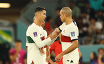 Muda Portugal! Sai Cristiano Ronaldo, que passou a faixa de capitão para o zagueiro Pepe e entrou Andre Silva