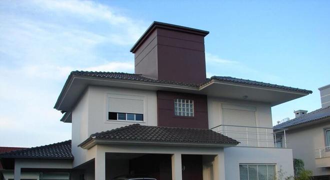 cores de tintas para pintar casa com fachada marrom e creme