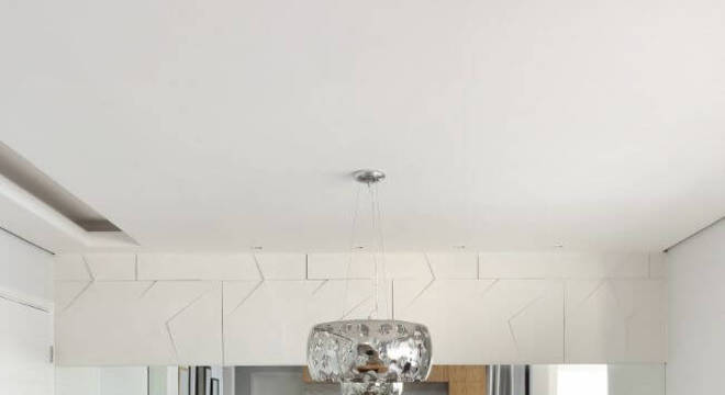 Cores neutras na decoração da sala de jantar