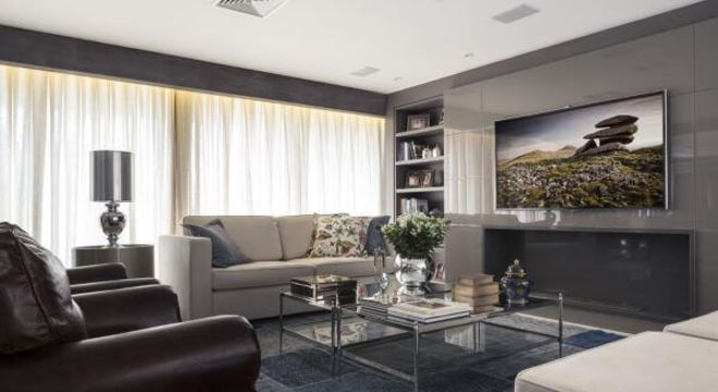 Cores neutras na sala de estar