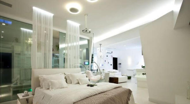 Cores neutras no quarto de casal