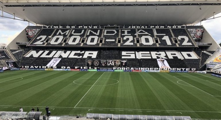 Corinthians decidiu ironizar o Palmeiras pela falta de conquistas de Mundiais