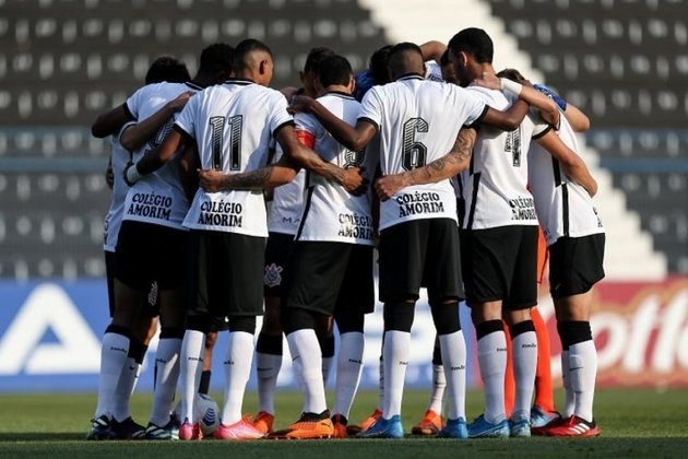 Corinthians - 10 títulos (1969, 1970, 1995, 1999, 2004, 2005, 2009, 2012, 2015, 2017)