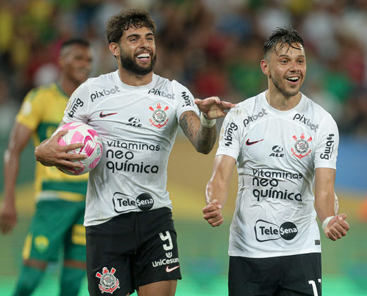 14º colocado: Corinthians (36 pontos)Quantos pontos faltam para se salvar: 7Jogos restantes: Santos/casa; Athletico/casa; Bragantino/fora; Atlético-MG/casa; Grêmio/fora; Bahia/casa; Vasco/fora; Internacional/casa; Coritiba/fora