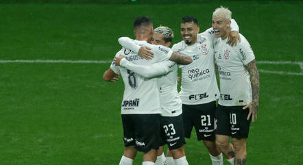 Corinthians chega animado para confronto contra o Atlético-MG