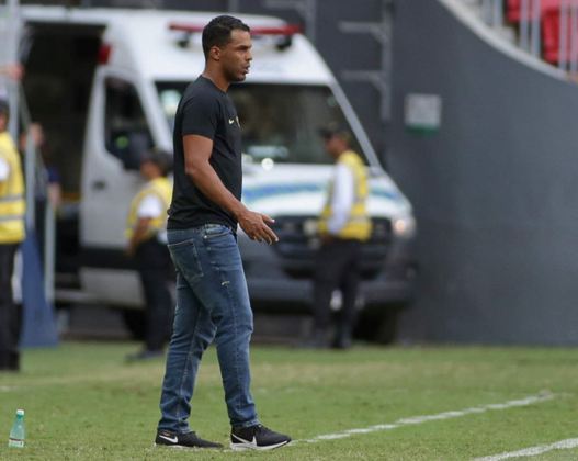 Corinthians - Fernando Lázaro, brasileiro, 41 anos, no clube desde dezembro de 2022.