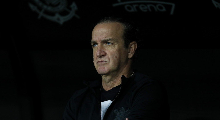 Cuca teve de pedir para sair do comando técnico do Corinthians