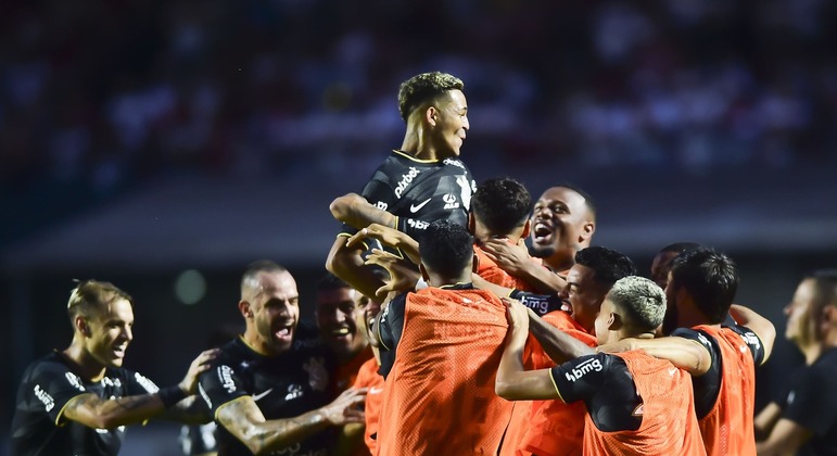 Corinthians vence o primeiro Majestoso de 2023