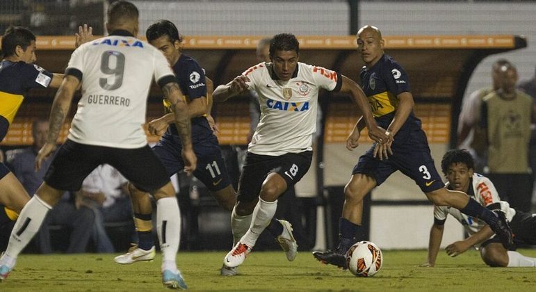 Corinthians x Boca em jogo no Pacaembu, na Libertadores de 2013