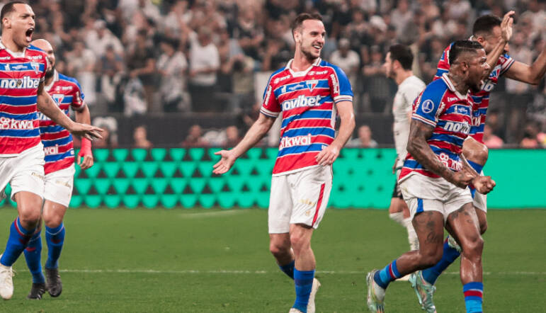 Além da final inédita: saiba o que está em jogo para o Corinthians contra o  Fortaleza na Sul-Americana - Lance!