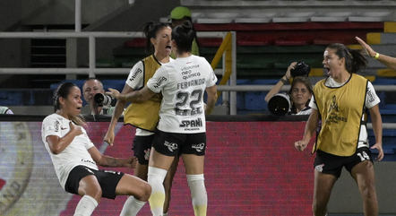 Corinthians x Inter: Futebol feminino ganha holofotes em final