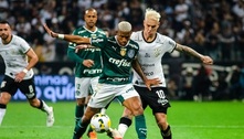 Com gol contra, Palmeiras vence o Corinthians e dispara na liderança