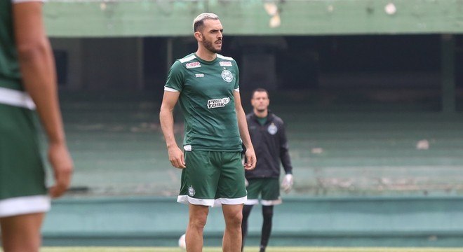 Coritiba - Rhodolfo: Recém-chegado ao Coxa, o zagueiro Rhodolfo marcou o gol que fechou a goleada contra o Athletico por 4 a 0, em jogo válido pelo Campeonato Paranaense