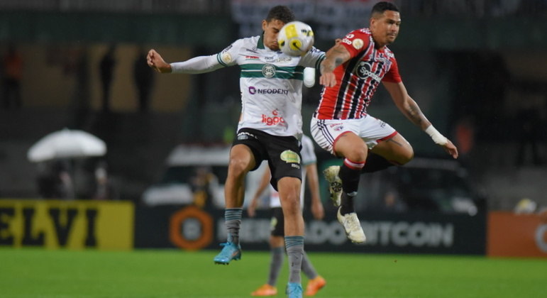 Corinthians 1 x 1 Goiás; Verdão sai na frente, mas cede empate