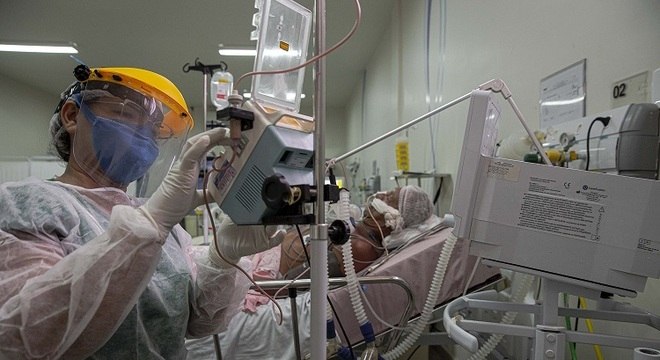 Brasil ultrapassa marca de 20 mil mortes provocadas por covid-19 ...