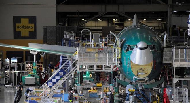 Crise fará a Boeing demitir quase 10% de seus funcionários no mundo
