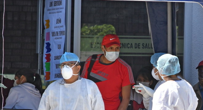 Atendimento em Cochabamba, Bolívia, é feito na Vila dos Jogos Sul-Americanos