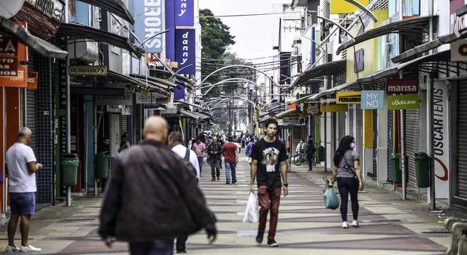 Interior do país registra um terço de todos os casos confirmados de covid-19