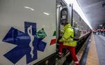 Rome (Italy), 08/03/2021.- A new medical train, consisting of eight carriages and two locomotives, is presented at Termini railway station in Rome, 08 March 2021. Three wagons are equipped with intense care equipment to accommodate up to 21 patients. (Italia, Roma) EFE/EPA/FABIO FRUSTACI
