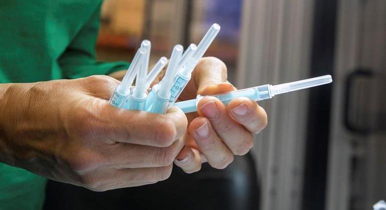 Analgésico para aumentar o bumbum oferece risco à saúde