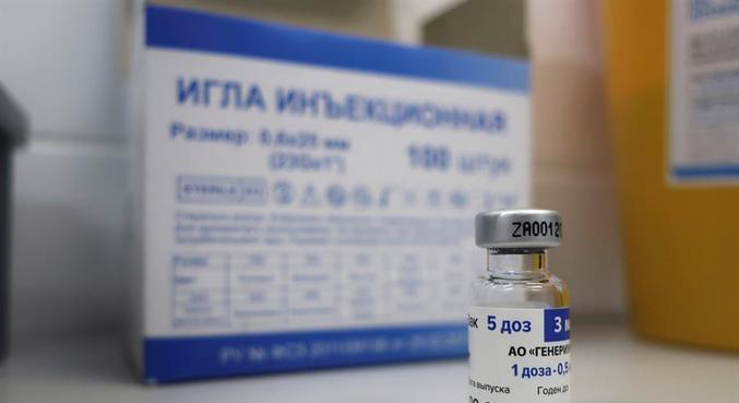 Agência Europeia de Medicamentos começou avaliação de vacina russa
