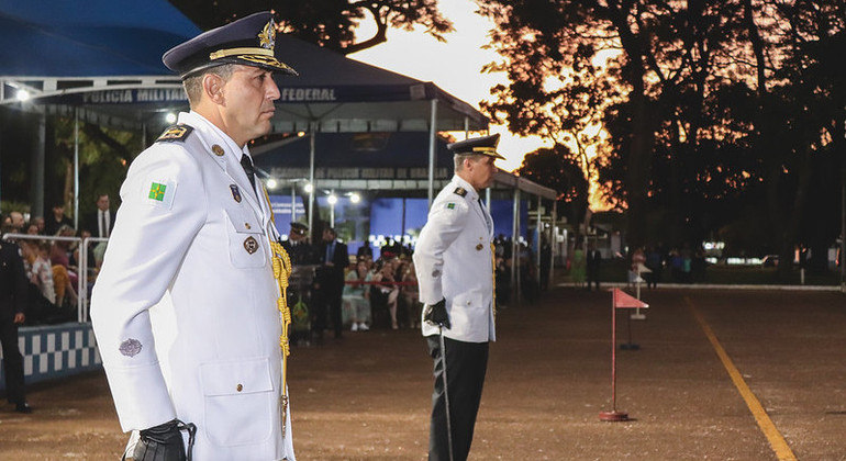 Coronel Fábio Augusto Vieira na cerimônia para assumir o comando geral da PM em abril