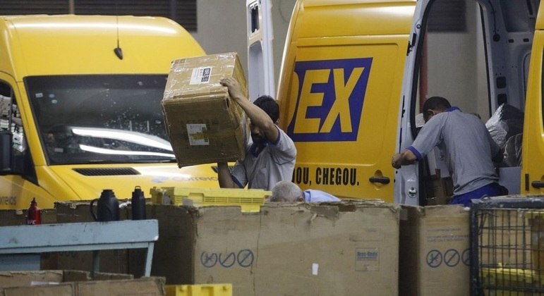 Lojas poderão atuar associadas com a marca dos Correios