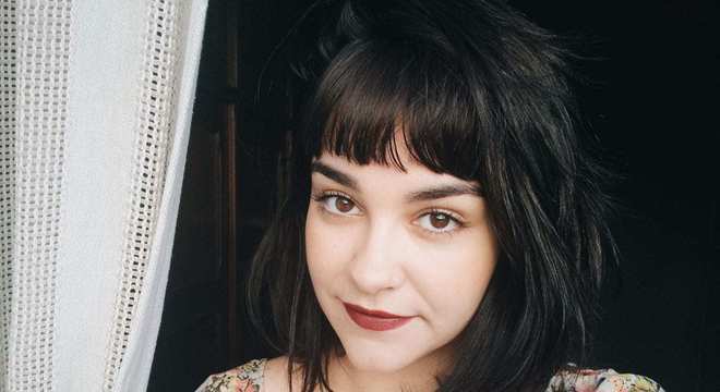 Cortar a franja: Faça sozinha e em casa